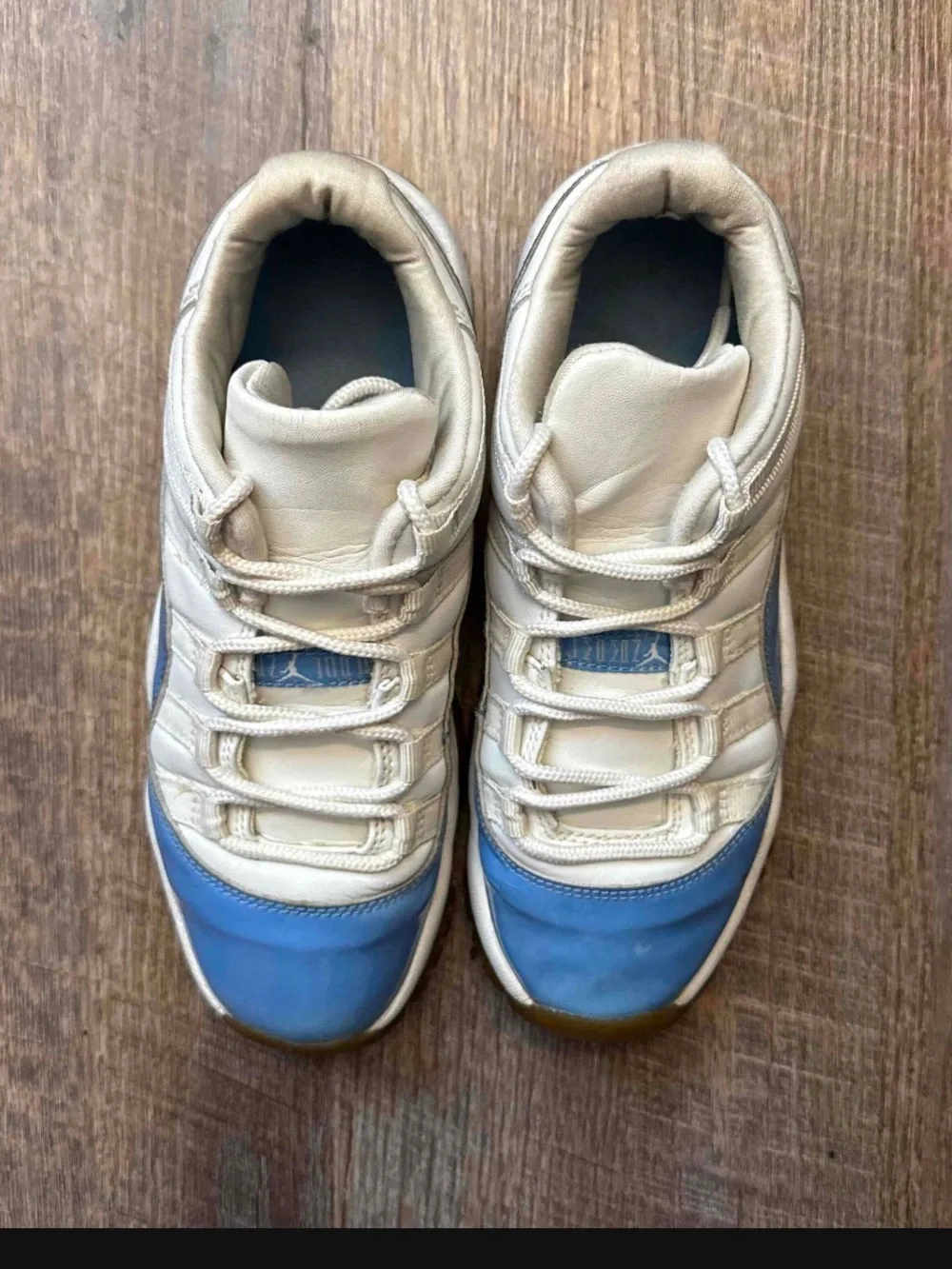 Nike Air Jordan 11 XI Retro Low GS UNC 2001 White Blue Size 5.5y 5.5 Sneakers